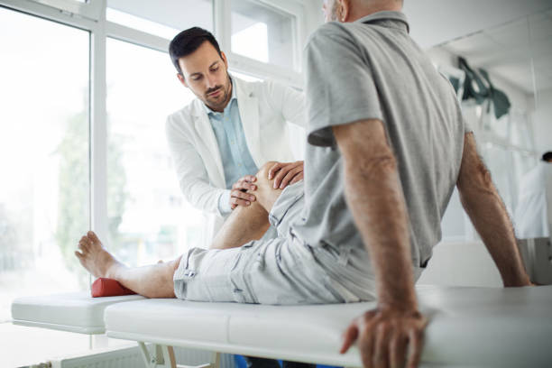 Best Knee Replacement Surgeon in Chandavarkar Road,Borivali